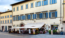 Il primo salotto di Arezzo: il Caffè dei Costanti
