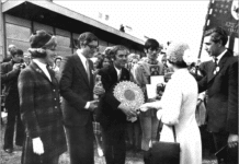 1973 – 1974: Gli incontri con la famiglia reale inglese